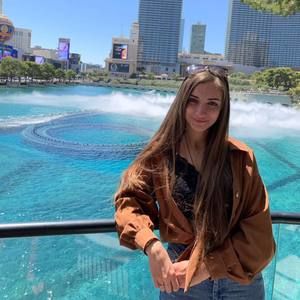 Meet your Posher, Natalia